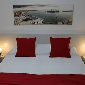 casanova-venice-30121.hotelslidodijesolo.com/